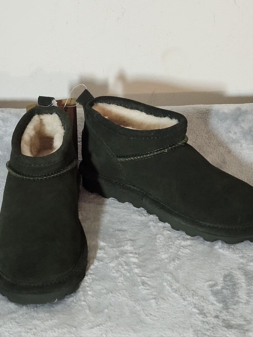 Bearpaw Super Shorty Suede Ankle Boots Color:Dark Green Size:6